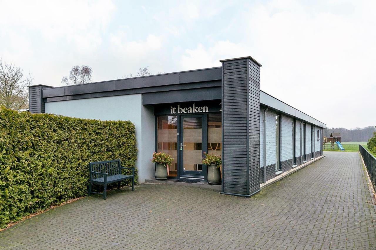Sfeervol 6 Persoons Appartement - Van Alle Gemakken Voorzien! Bakkeveen Exterior photo